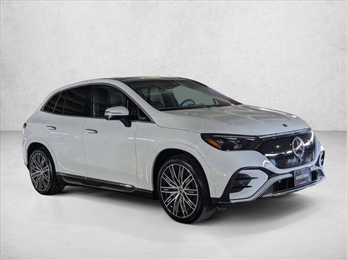 Certified 2026 Mercedes-Benz EQE 320 4MATIC SUV image 6