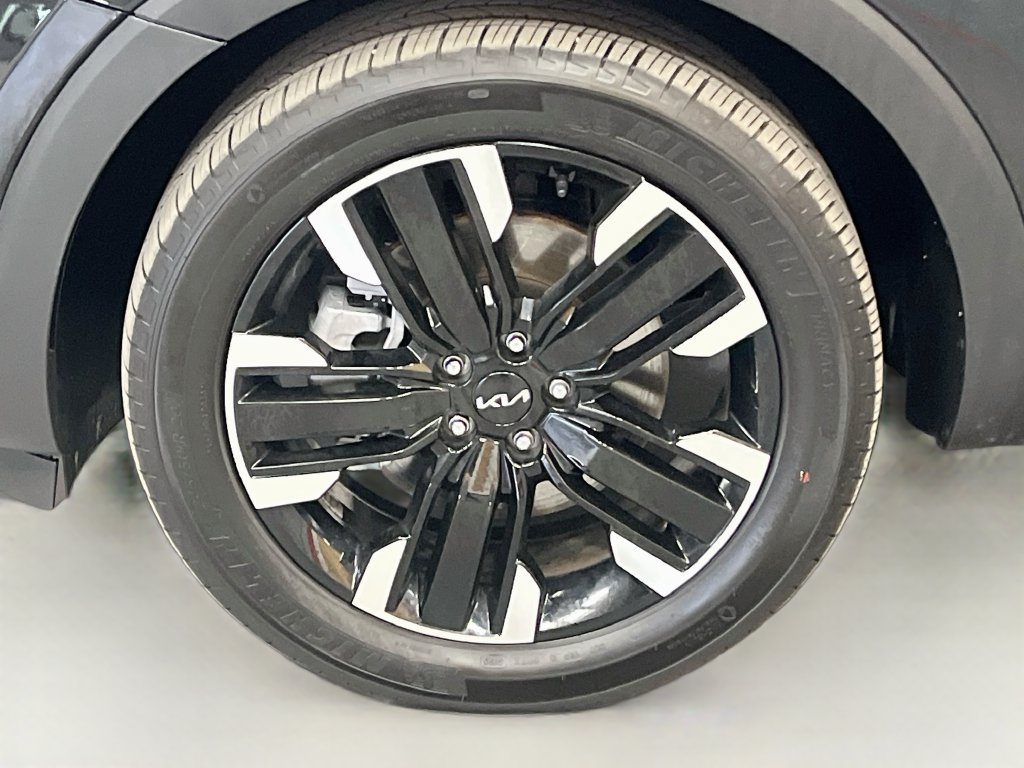 Used 2025 Kia Telluride SX AWD/4WD image 34
