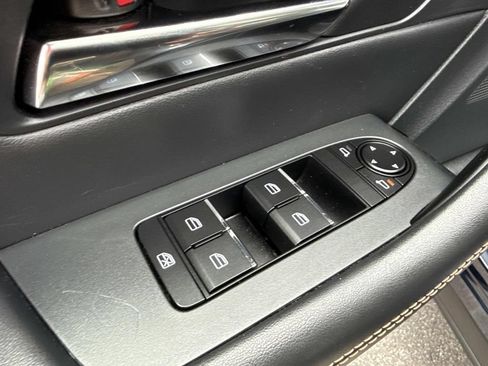 Certified 2025 MAZDA CX-90 Plug-In Hybrid w/Premium Sport AWD/4WD image 28