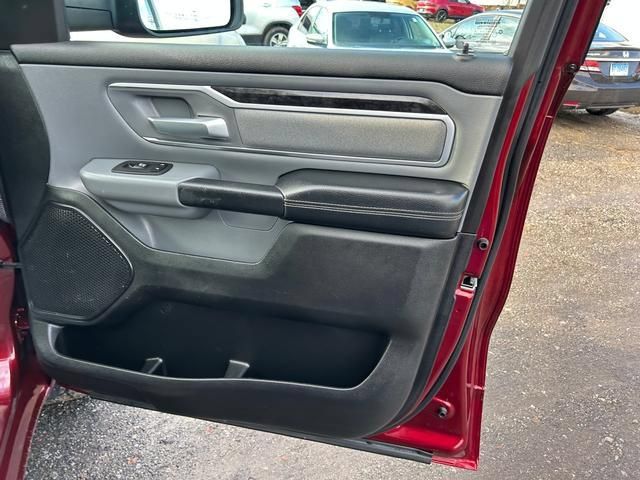 Used 2022 RAM 1500 Big Horn AWD/4WD image 30