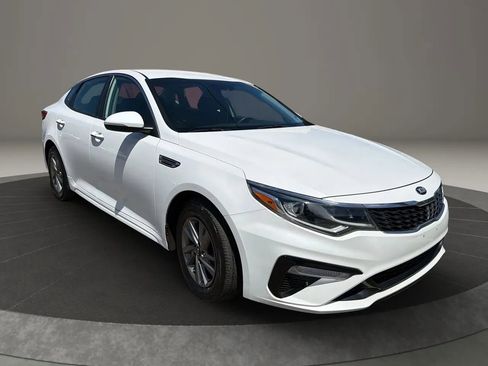 Used 2020 Kia Optima LX FWD image 3