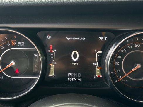 Used 2021 Jeep Wrangler Sport AWD/4WD image 14