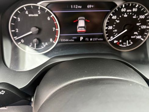 Used 2024 Nissan Rogue S AWD/4WD image 14