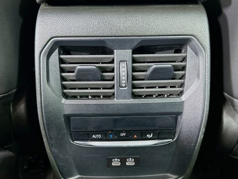 Used 2025 BMW 330i xDrive Sedan image 28