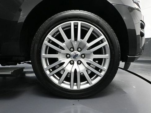 Used 2024 Ford Expedition Limited image 16