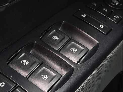 Used 2017 Chevrolet Silverado 1500 LTZ Z71 w/ LTZ Plus Package image 15