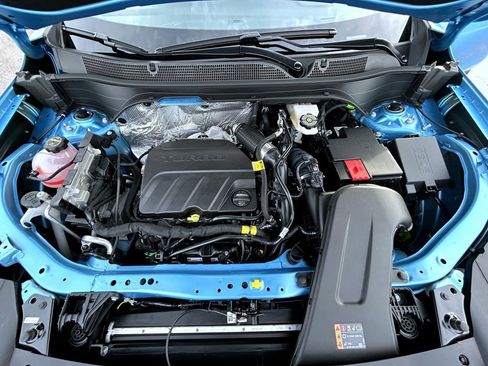 New 2026 Chevrolet Trax ACTIV w/ Sunroof Package FWD image 24