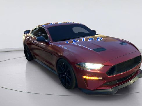 Used 2018 Ford Mustang GT Premium RWD image 5