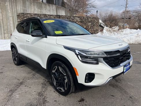 Certified 2025 Kia Seltos SX image 7