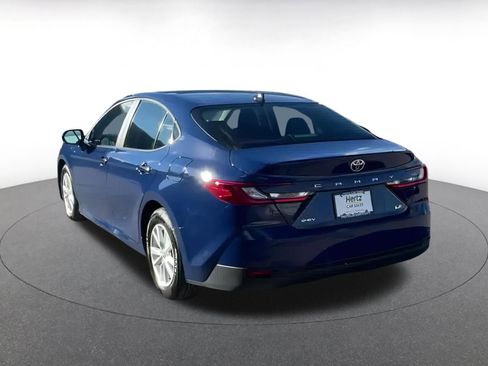 Used 2025 Toyota Camry LE image 8