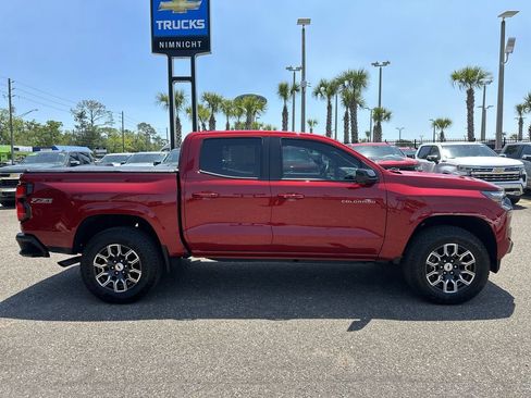 Used 2024 Chevrolet Colorado Z71 w/ Z71 Convenience Package 2 AWD/4WD image 17