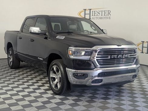 Used 2023 RAM 1500 Laramie AWD/4WD image 2