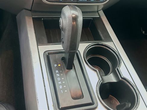 Used 2017 Ford Expedition XLT w/ Equipment Group 201A RWD image 23