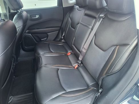 Used 2018 Jeep Compass Limited image 32