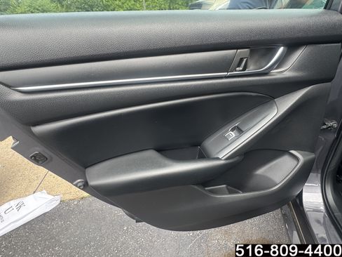 Used 2018 Honda Accord Sport image 34