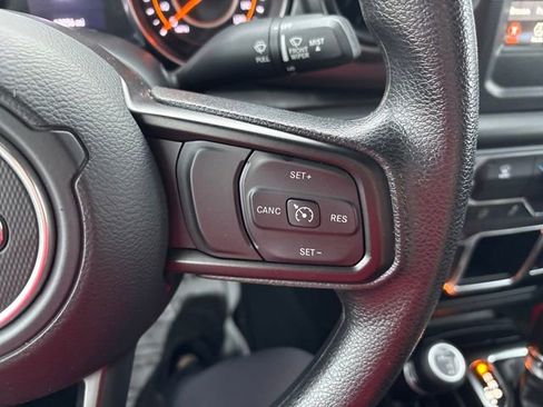 Used 2022 Jeep Wrangler Unlimited Sport image 14