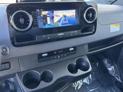 New 2026 Mercedes-Benz Sprinter 2500 image 8