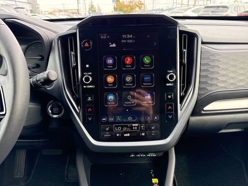 Used 2025 Subaru Forester Premium image 24