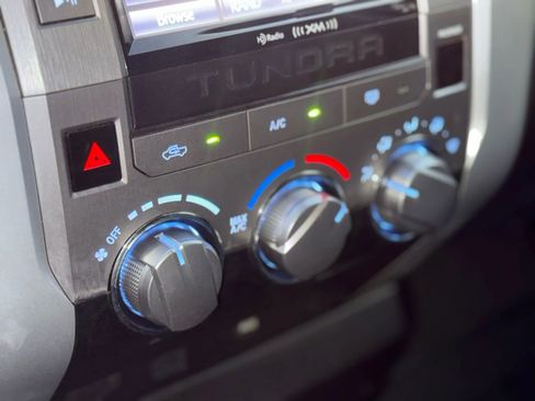 Used 2015 Toyota Tundra SR5 image 35