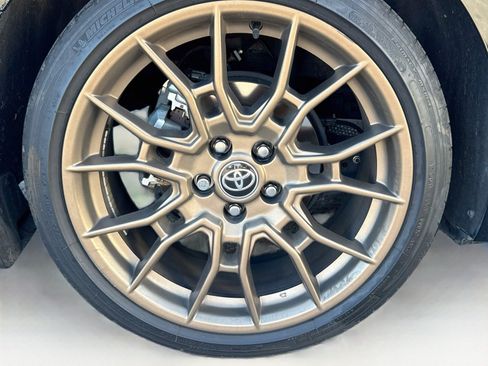 Used 2023 Toyota Camry SE FWD image 18
