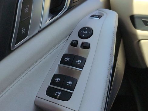 New 2026 BMW X5 M60i AWD/4WD image 25