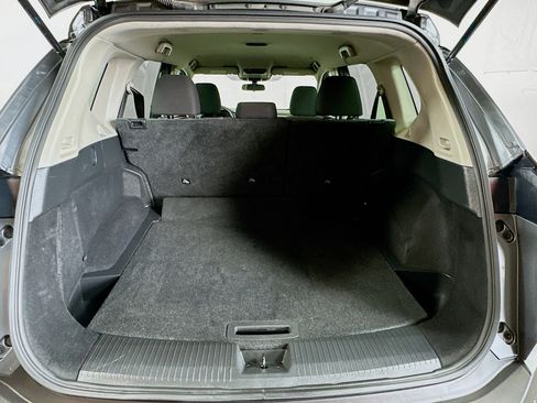 Used 2023 Nissan Rogue SV image 23