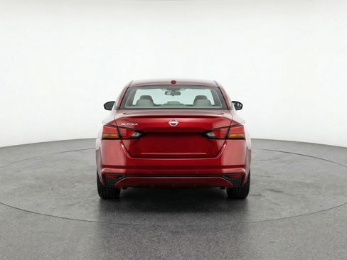 Used 2025 Nissan Altima 2.5 SV image 7