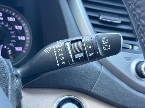 Used 2016 Hyundai Tucson Limited w/ Option Group 03 AWD/4WD image 25