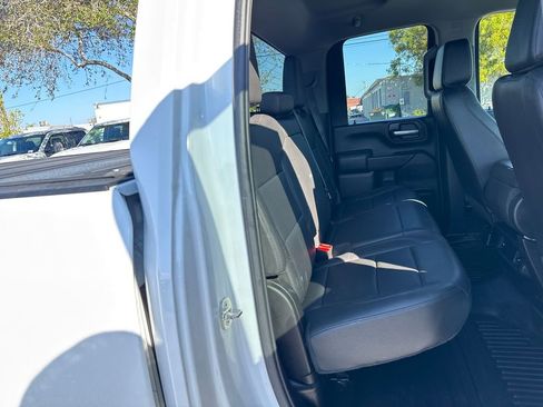 Used 2024 GMC Sierra 2500 Pro w/ Convenience Package image 25