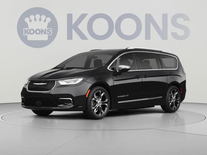 Used 2026 Chrysler Pacifica Pinnacle