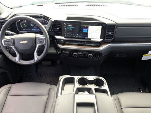New 2026 Chevrolet Silverado 1500 LT w/ Z71 Off-Road Package AWD/4WD image 17