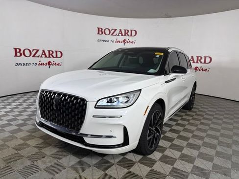 Certified 2024 Lincoln Corsair Grand Touring w/ Equipment Group 301A AWD/4WD image 4