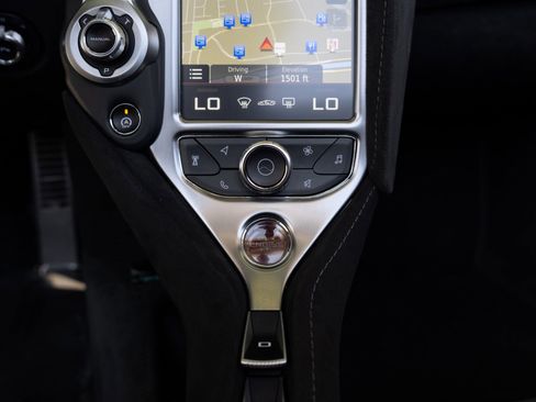 Used 2020 McLaren 720S Performance RWD image 53