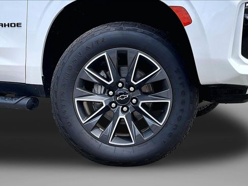 Used 2023 Chevrolet Tahoe Z71 w/ Z71 Off-Road Package AWD/4WD image 8