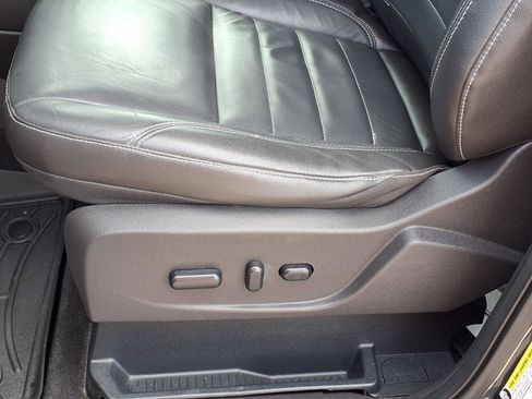 Used 2015 Ford Escape Titanium w/ Equipment Group 301A AWD/4WD image 4