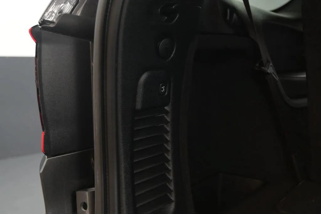 Used 2021 Dodge Durango R/T w/ Blacktop Package AWD/4WD image 46