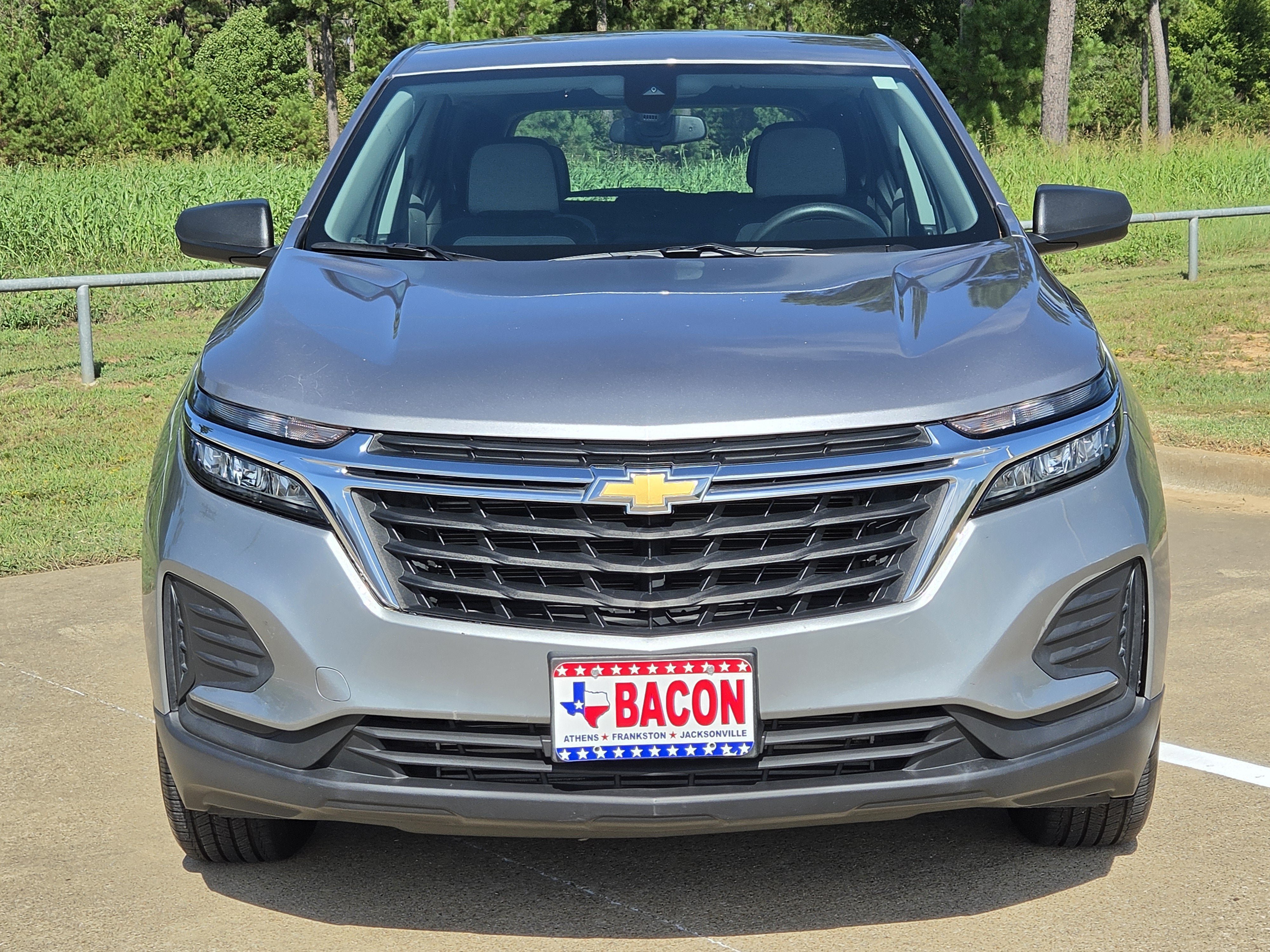 Used 2024 Chevrolet Equinox LS w/ Driver Confidence II Package FWD image 2