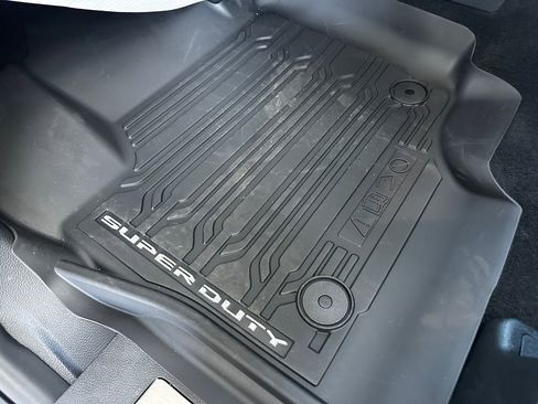 New 2026 Ford F250 Platinum image 31