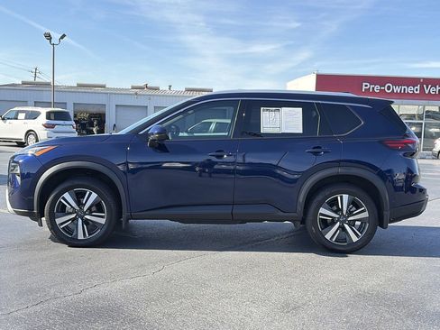 Certified 2024 Nissan Rogue SL w/ SL Premium Package image 2