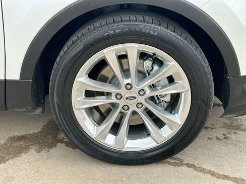 Used 2018 Ford Explorer Limited image 10