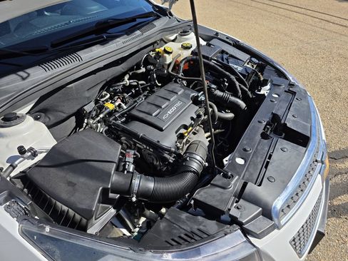 Used 2014 Chevrolet Cruze LT w/ All-Star Edition FWD image 37
