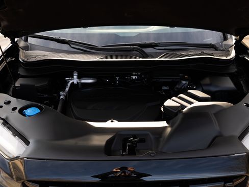 Certified 2025 Honda Ridgeline Black Edition image 46