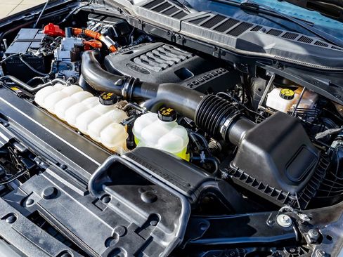 Used 2023 Ford F150 Lariat w/ Equipment Group 502A High image 37