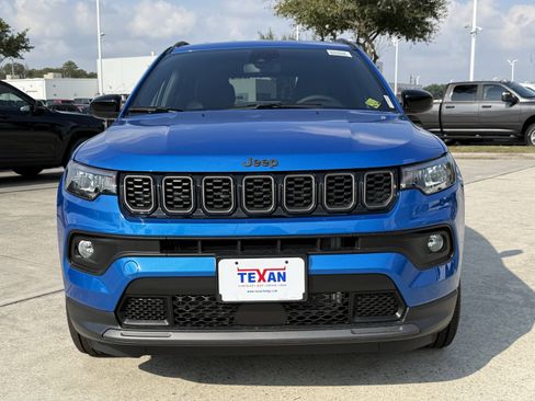 New 2026 Jeep Compass Latitude image 7