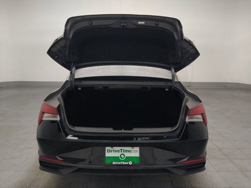 Used 2021 Hyundai Elantra SE FWD image 29