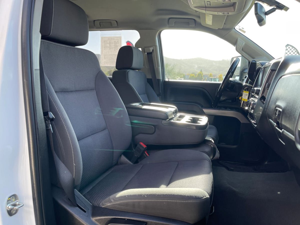 Used 2019 Chevrolet Silverado 2500 LT AWD/4WD image 29