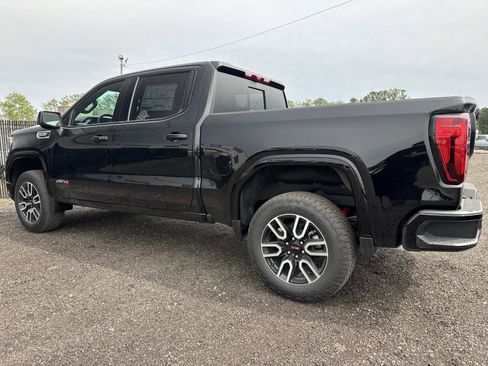 New 2026 GMC Sierra 1500 AT4 w/ Technology Package AWD/4WD image 5