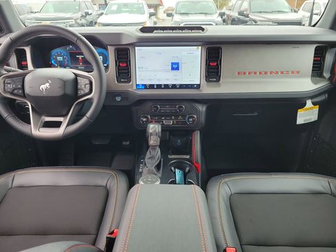 New 2025 Ford Bronco Big Bend w/ Black Diamond Package image 11