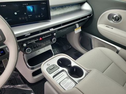 New 2026 Hyundai Ioniq 9 Calligraphy image 35