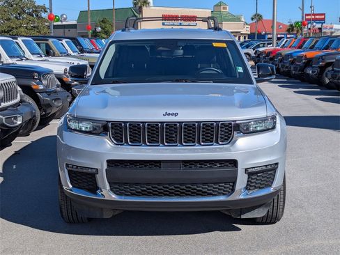 Used 2021 Jeep Grand Cherokee L Limited image 10